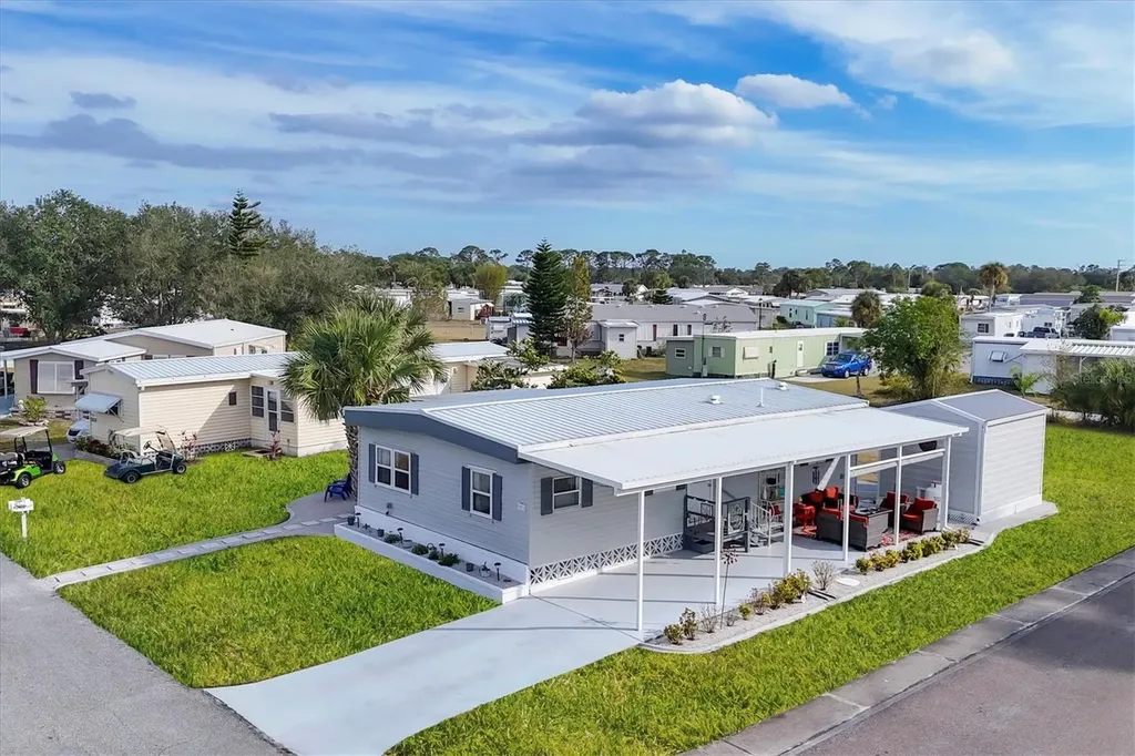 6401 Floral Court North Port FL 34287