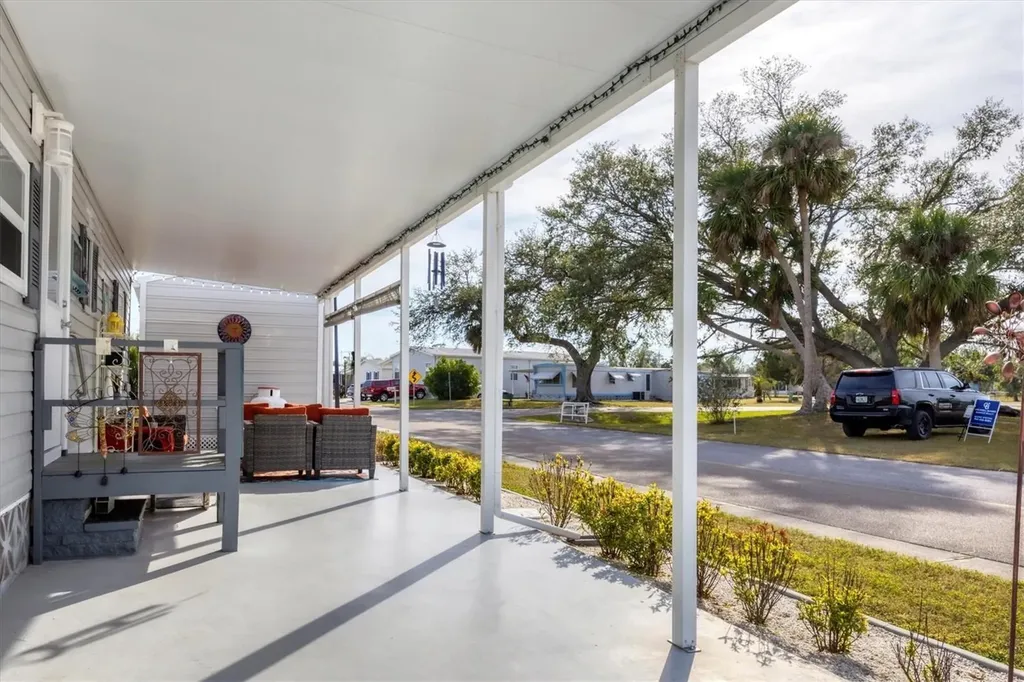 6401 Floral Court North Port FL 34287