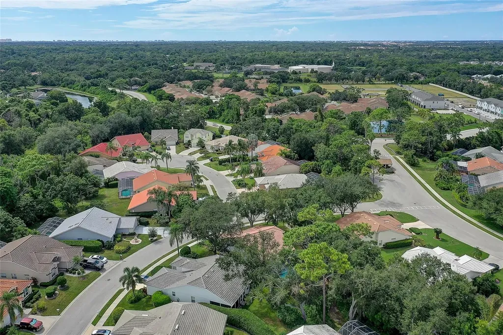 4443 Del Sol Boulevard S Sarasota FL 34243