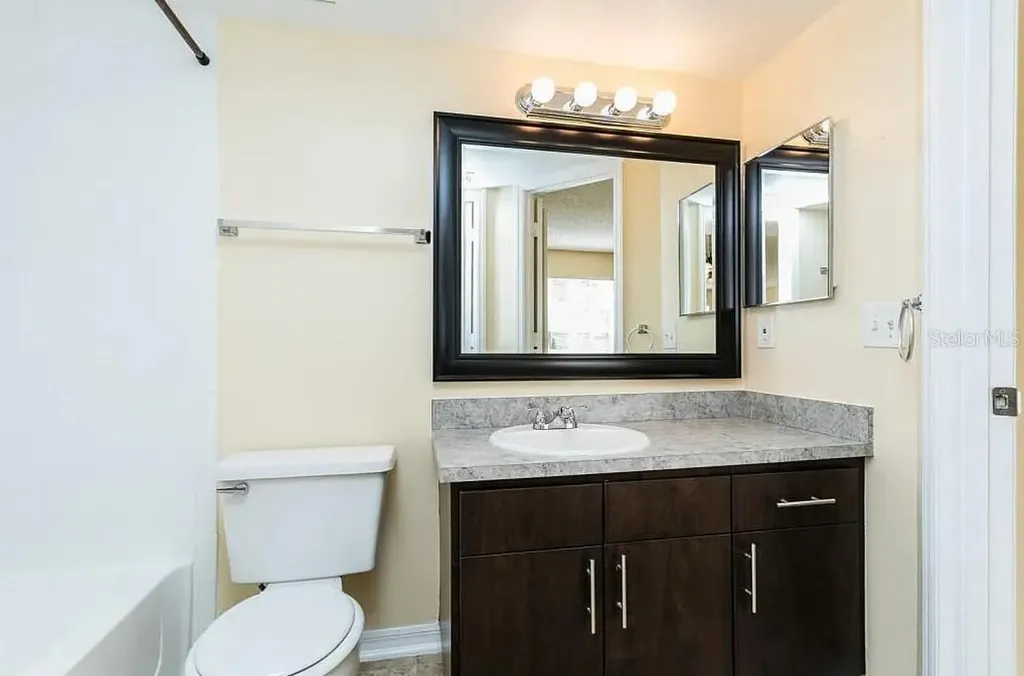 409 Fountainhead Circle Kissimmee FL 34741