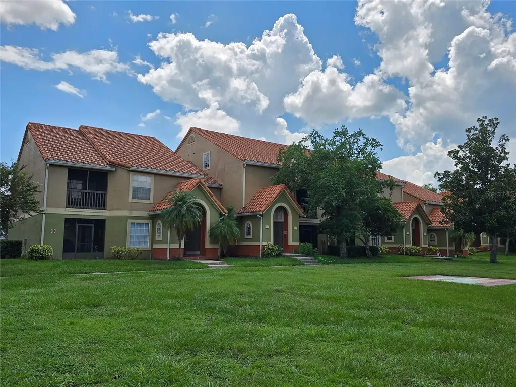 409 Fountainhead Circle Kissimmee FL 34741