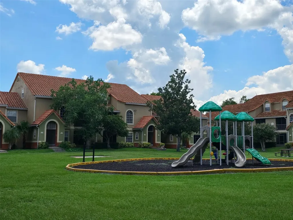 409 Fountainhead Circle Kissimmee FL 34741