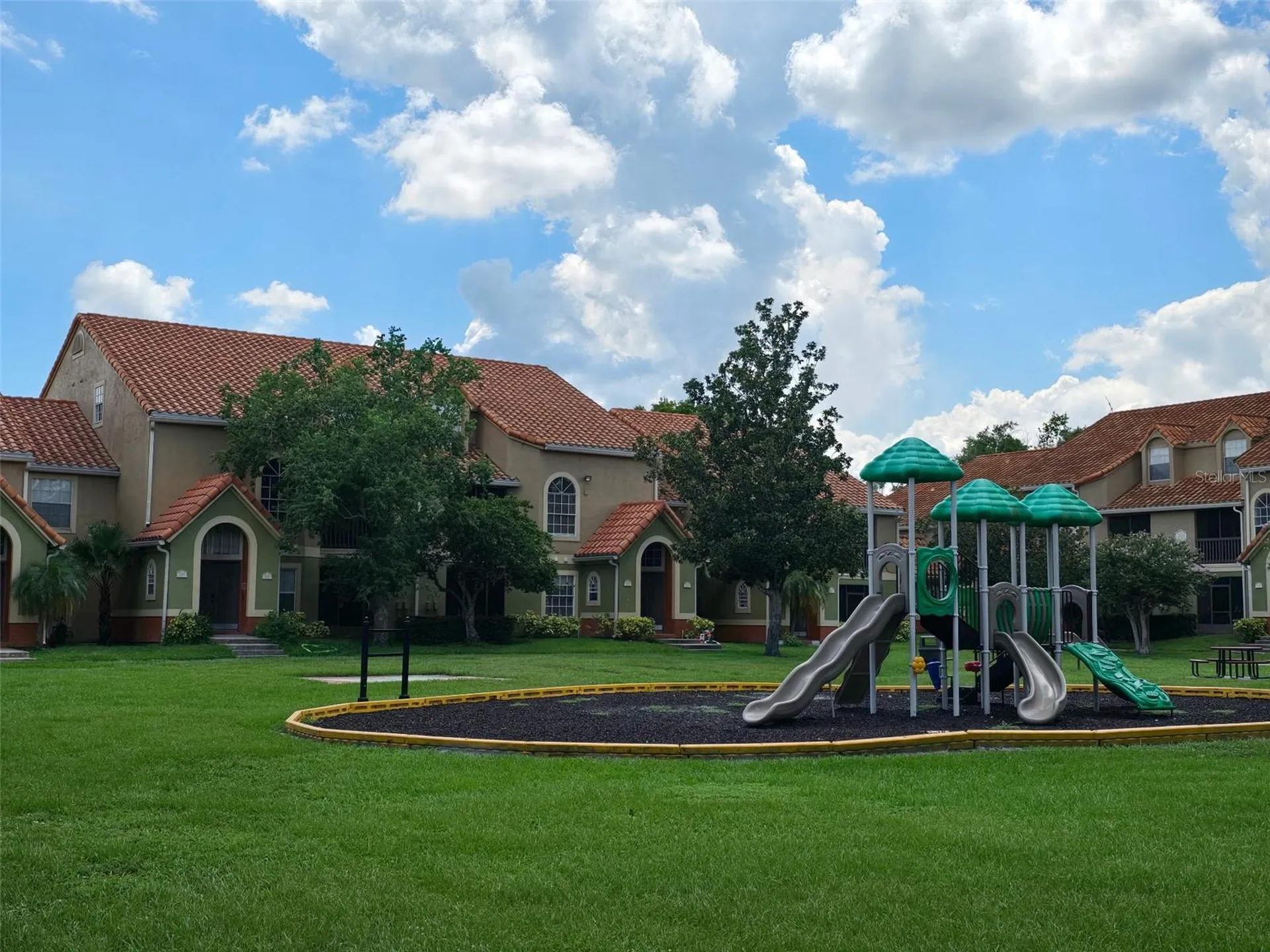 409 Fountainhead Circle Kissimmee FL 34741