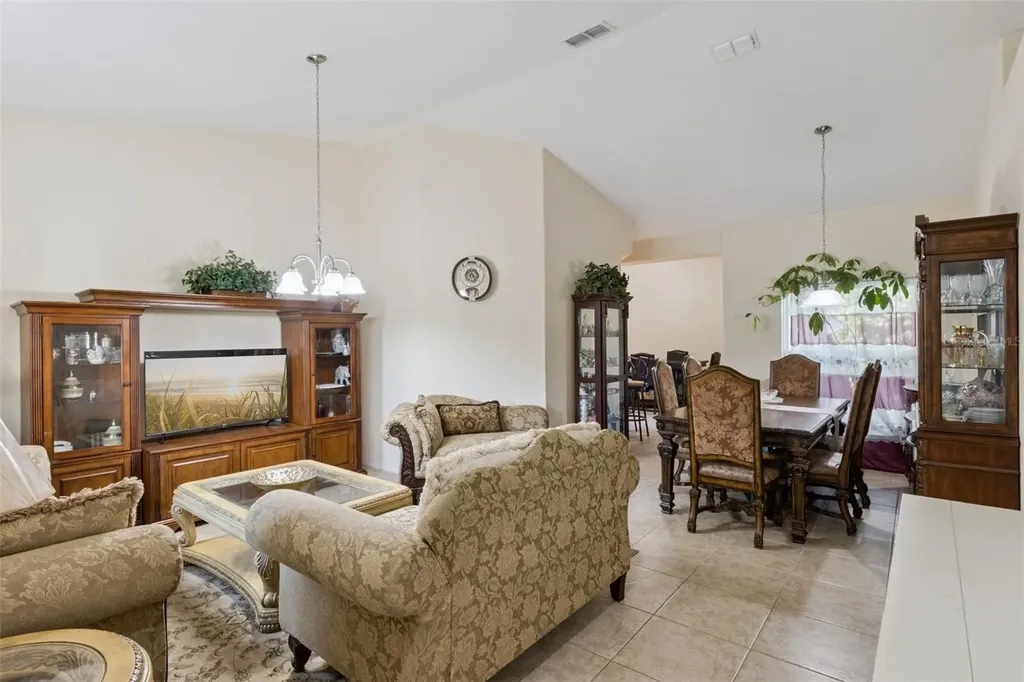 147 Dorchester Court Kissimmee FL 34758