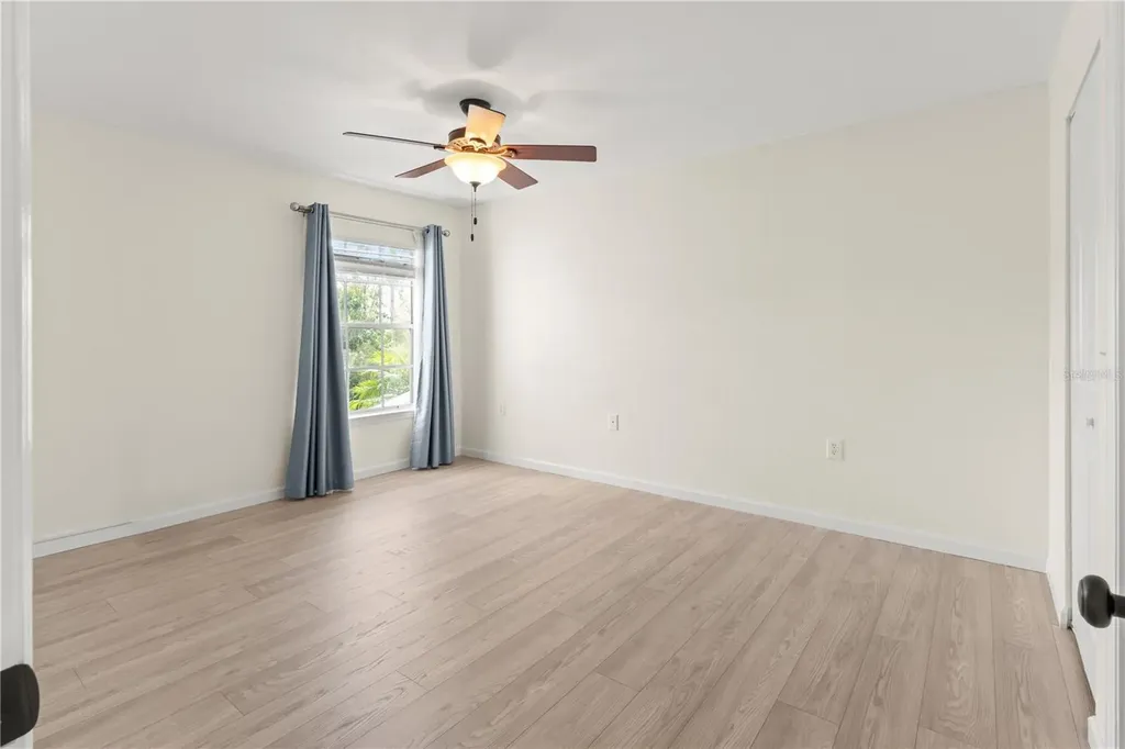 8911 Manor Loop Lakewood Ranch FL 34202
