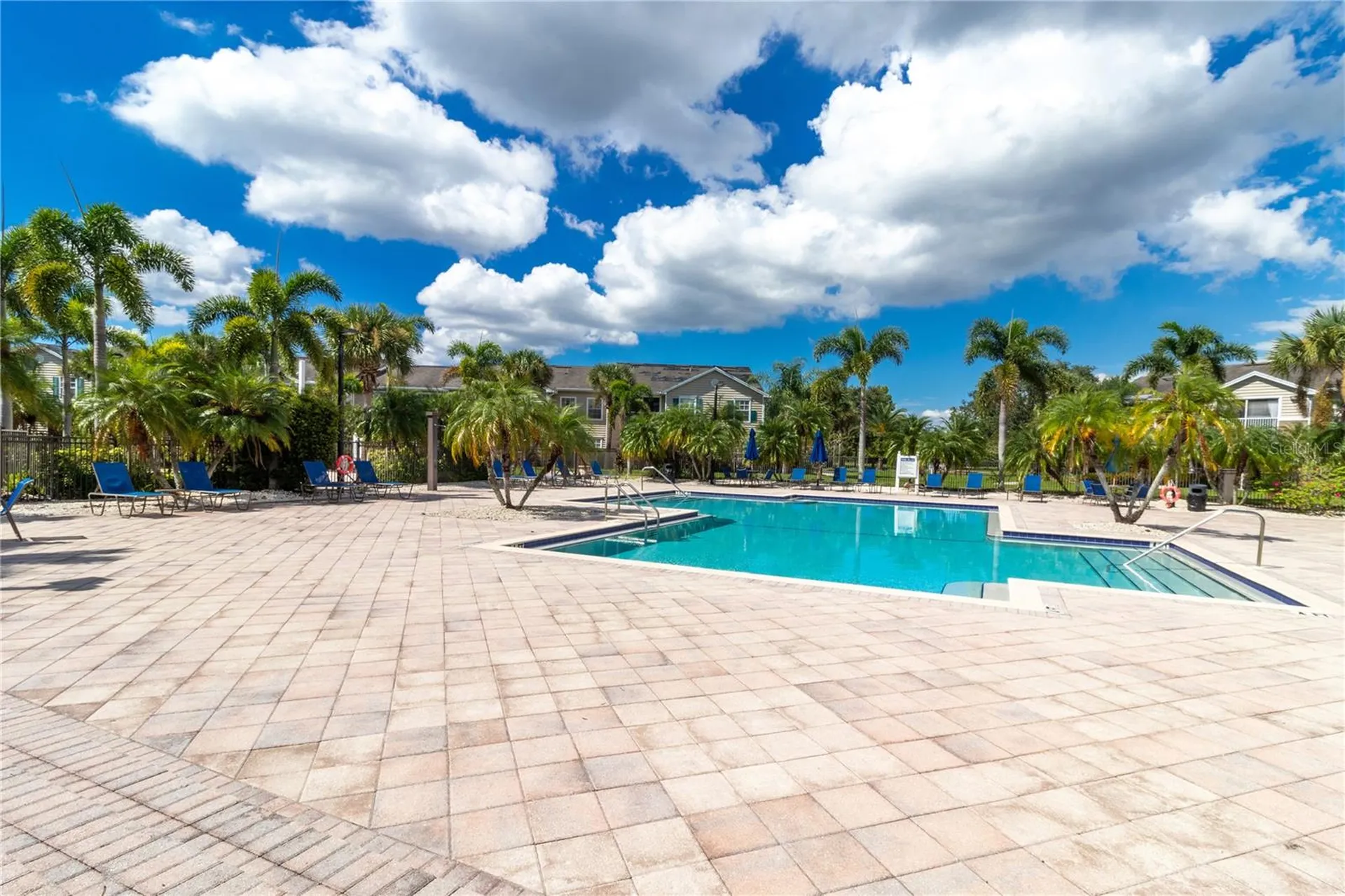 8911 Manor Loop Lakewood Ranch FL 34202