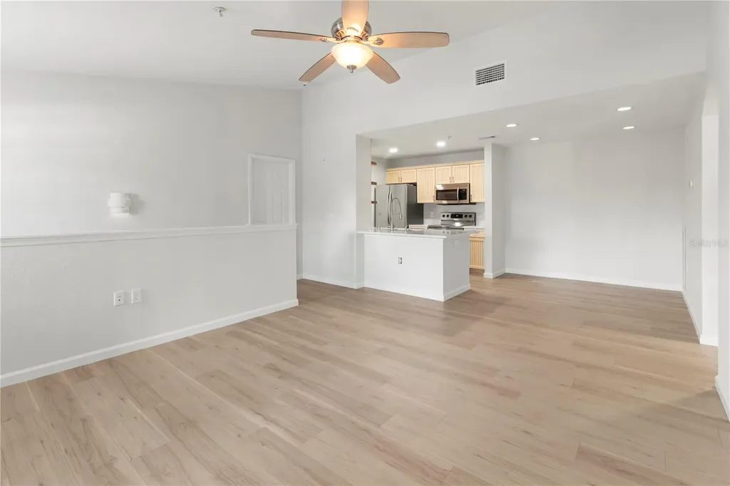8827 Manor Loop Lakewood Ranch FL 34202