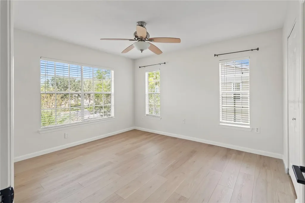 8827 Manor Loop Lakewood Ranch FL 34202