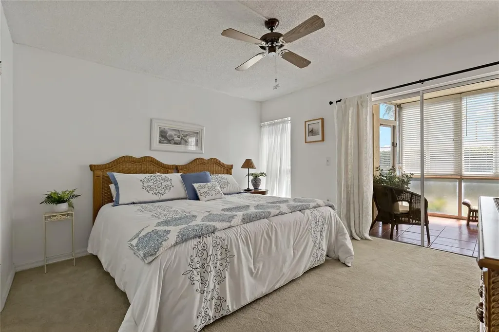 4910 38th Way S St Petersburg FL 33711