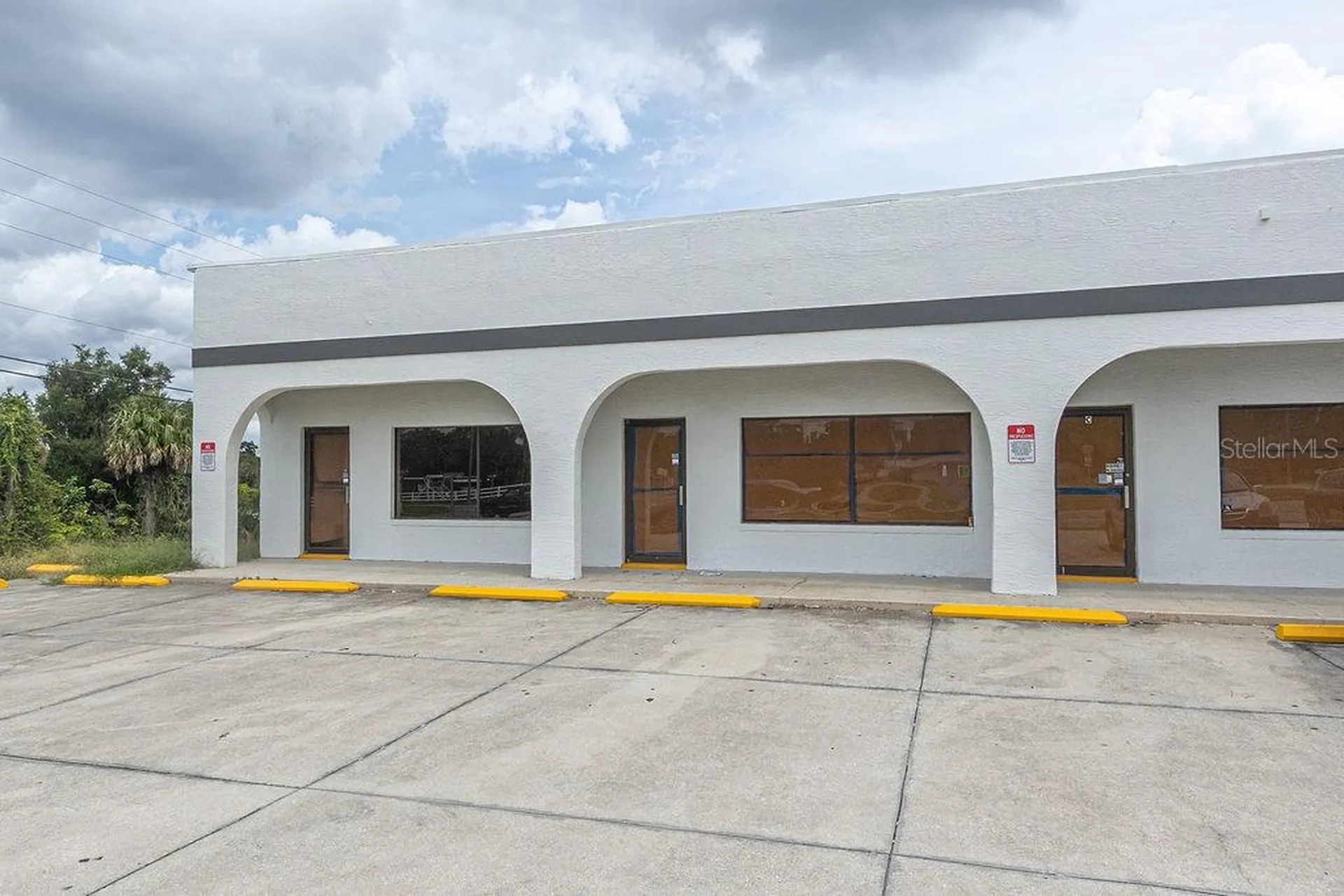 1105 S Woodland Boulevard Deland FL 32720