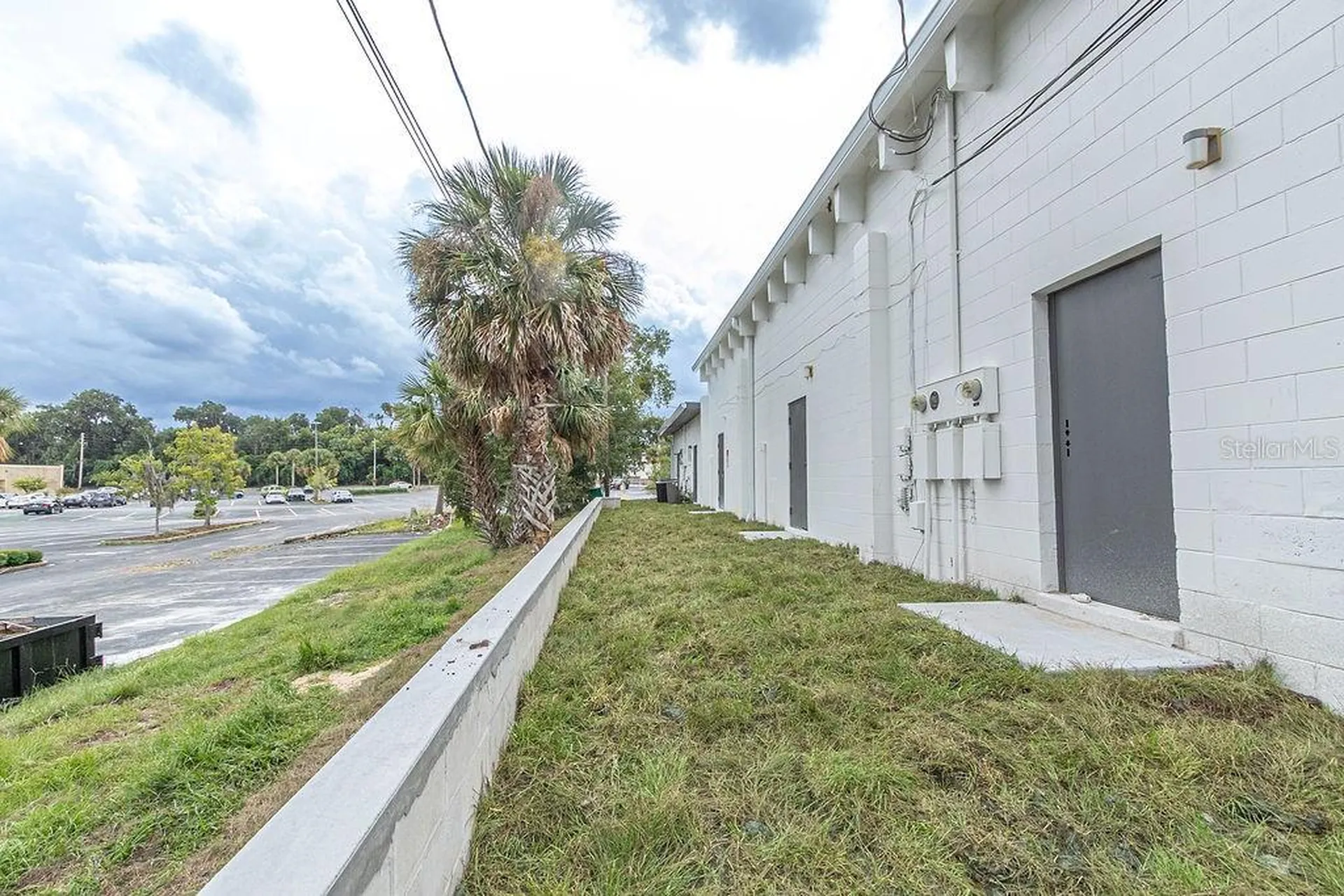 1105 S Woodland Boulevard Deland FL 32720