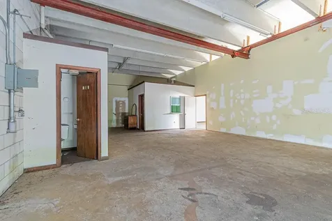 1105 S Woodland Boulevard Deland FL 32720