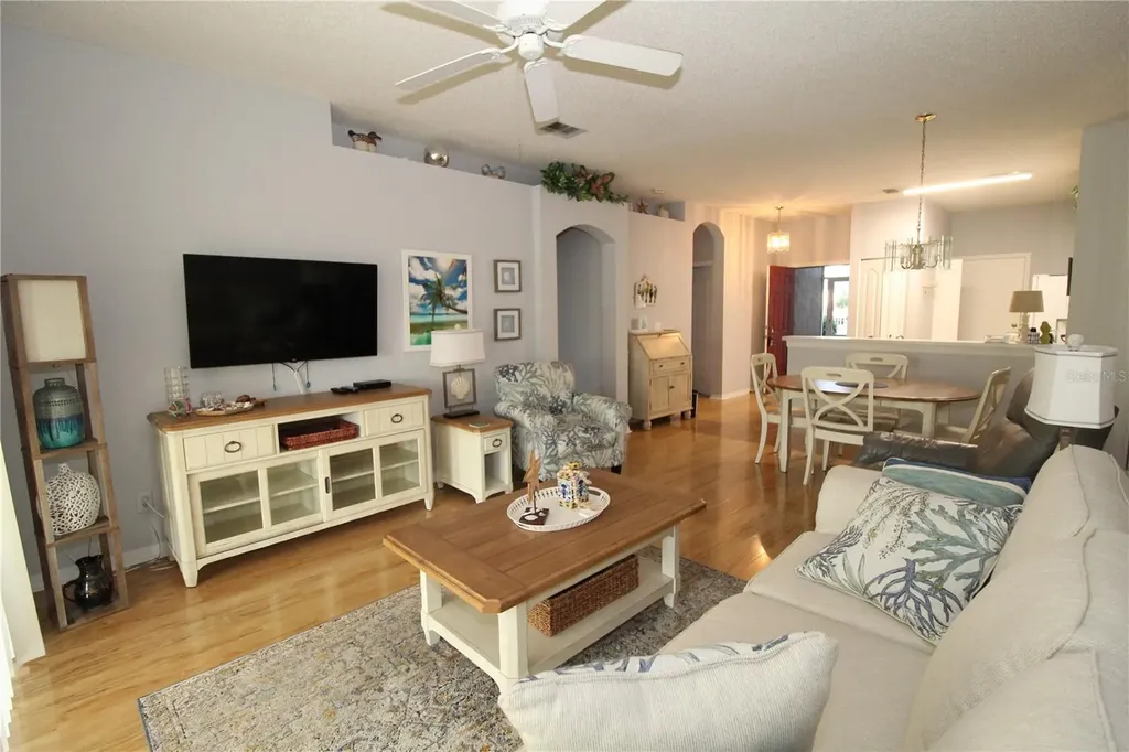704 Tremont Greens Lane Sun City Center FL 33573