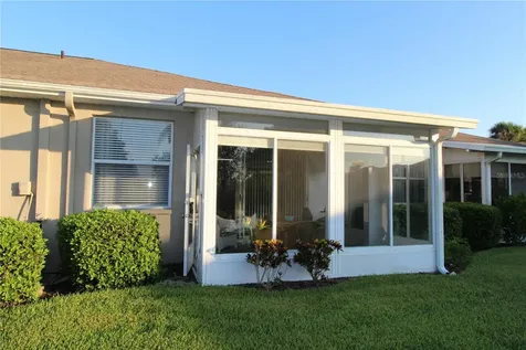 704 Tremont Greens Lane Sun City Center FL 33573