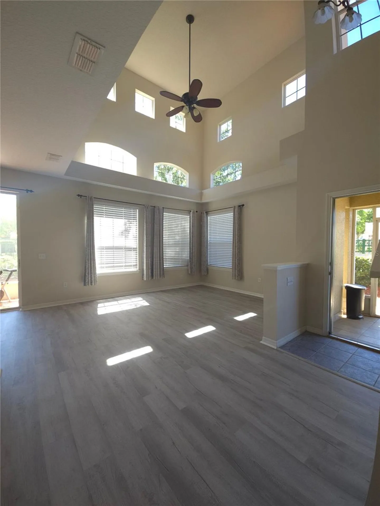 102 Monroe Circle Davenport FL 33896