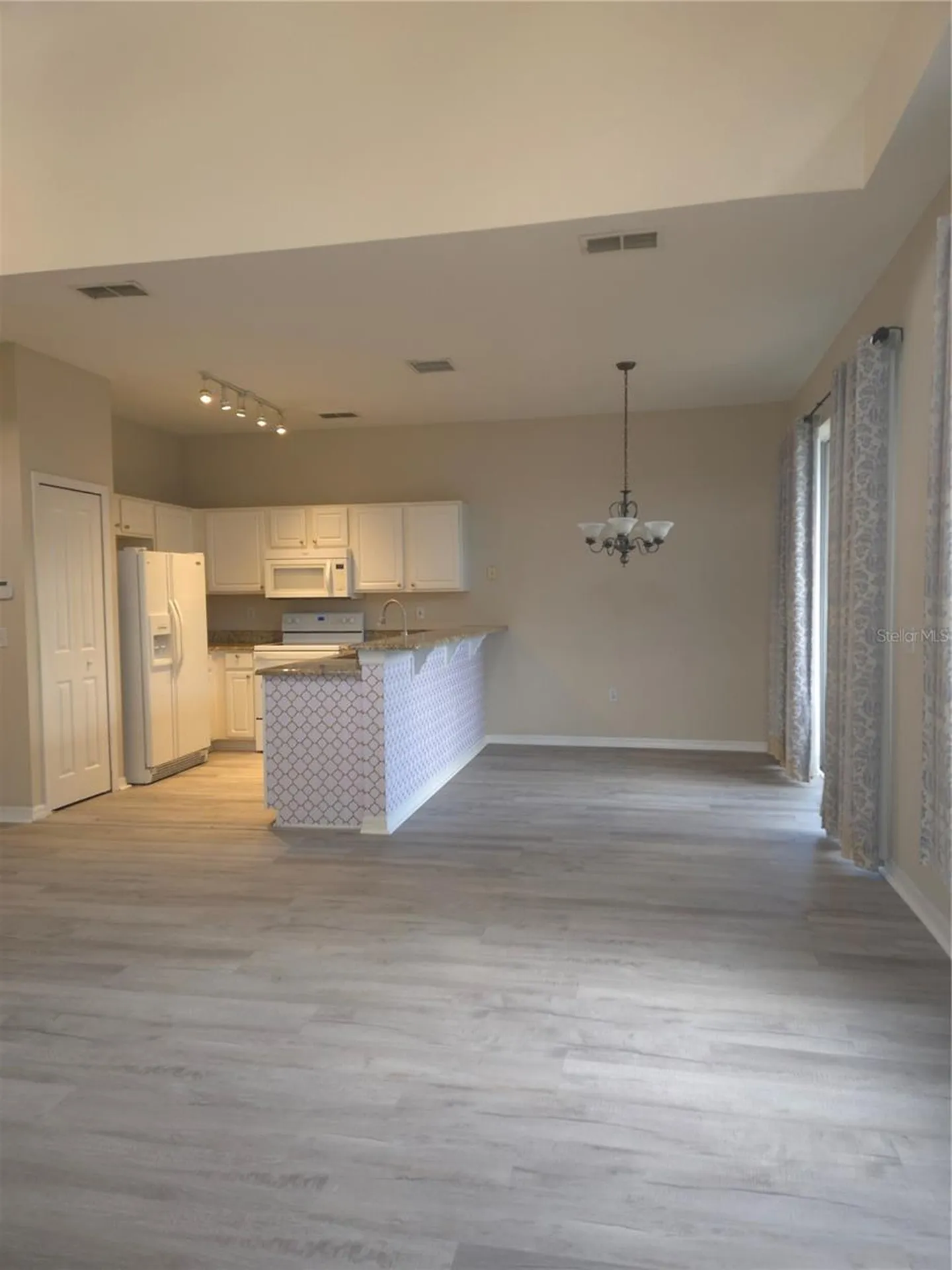 102 Monroe Circle Davenport FL 33896