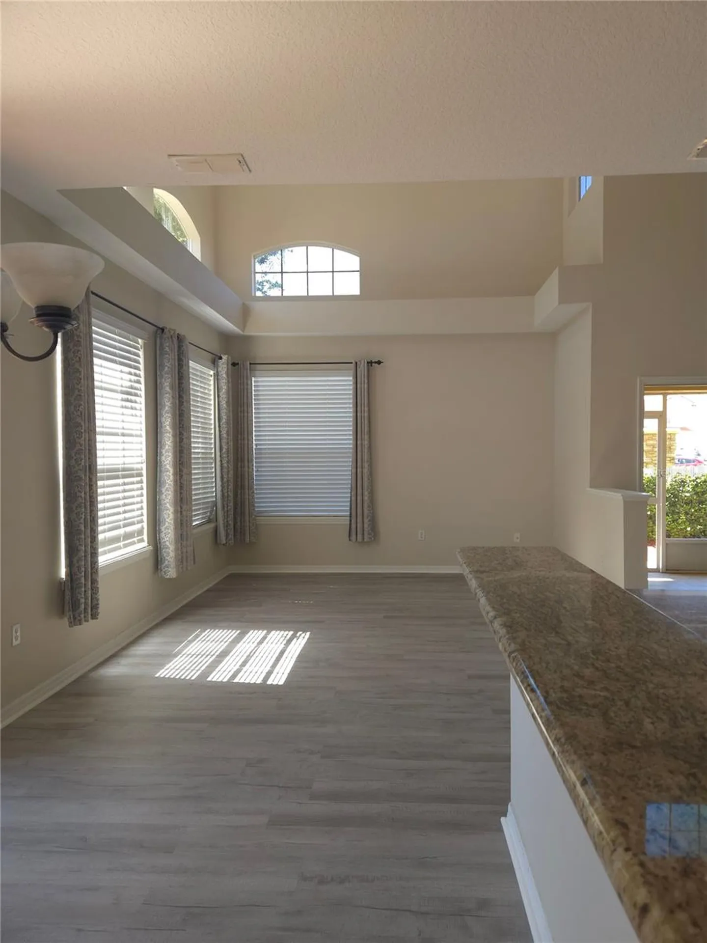 102 Monroe Circle Davenport FL 33896