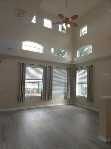 102 Monroe Circle Davenport FL 33896