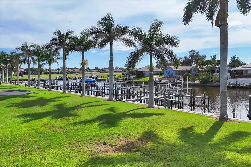 14 S Flora Vista Street Englewood FL 34223