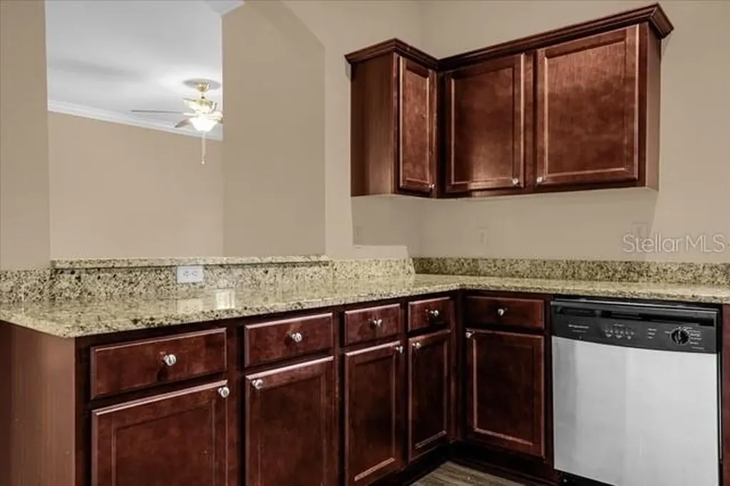246 Villa Di Este Terrace Lake Mary FL 32746