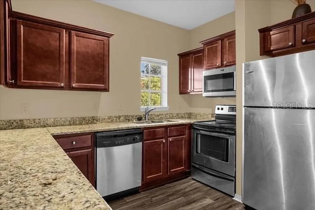 246 Villa Di Este Terrace Lake Mary FL 32746