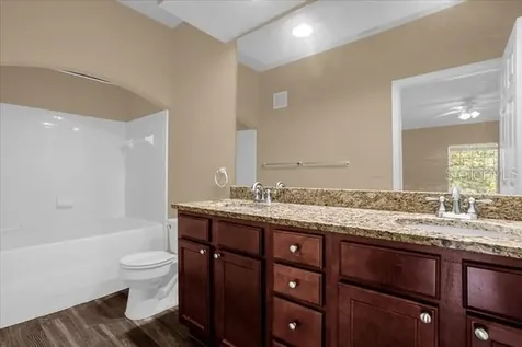 246 Villa Di Este Terrace Lake Mary FL 32746