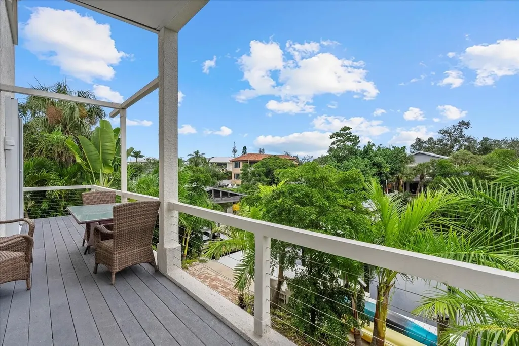 4929 Oxford Drive Sarasota FL 34242