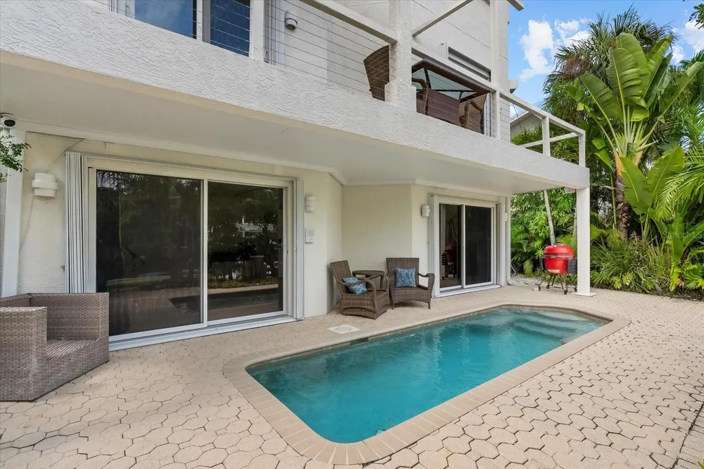 4929 Oxford Drive Sarasota FL 34242