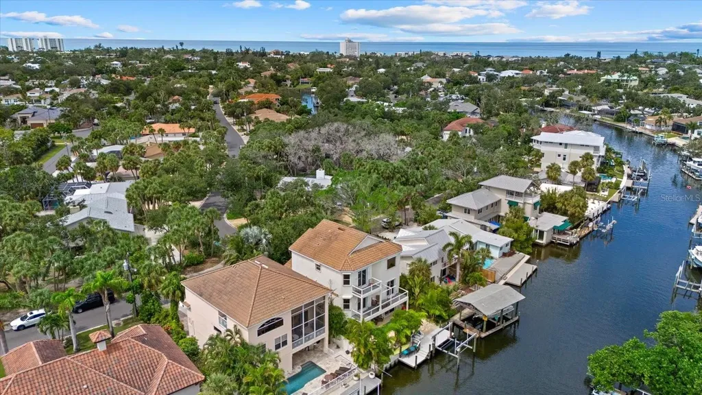 4929 Oxford Drive Sarasota FL 34242