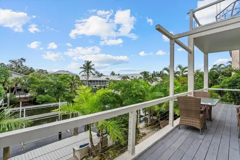 4929 Oxford Drive Sarasota FL 34242
