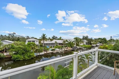 4929 Oxford Drive Sarasota FL 34242