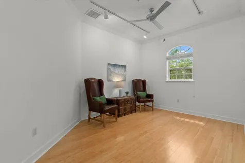 4929 Oxford Drive Sarasota FL 34242