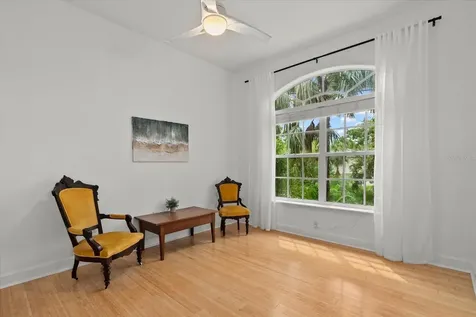 4929 Oxford Drive Sarasota FL 34242