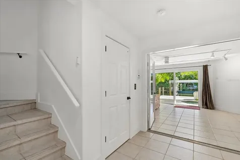 4929 Oxford Drive Sarasota FL 34242