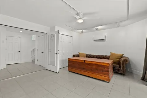 4929 Oxford Drive Sarasota FL 34242