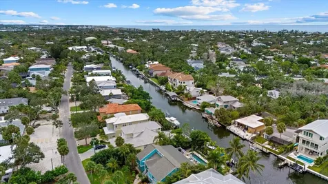 4929 Oxford Drive Sarasota FL 34242