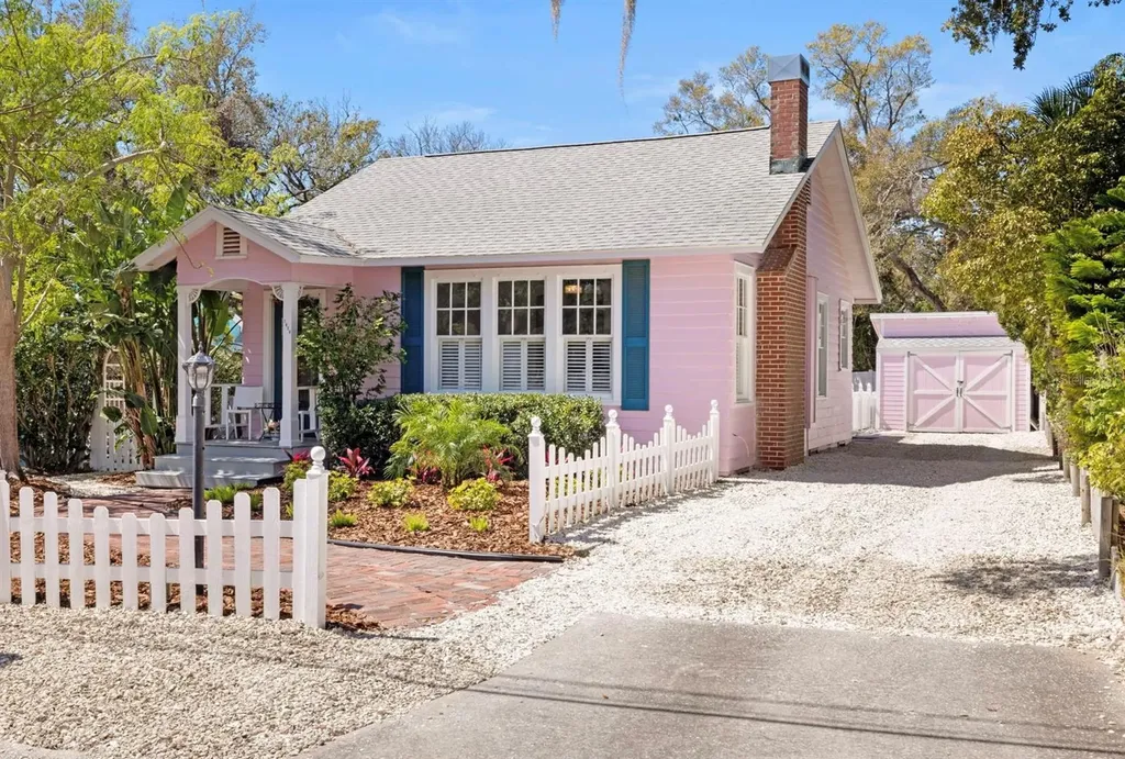 1874 N Washington Avenue Clearwater FL 33755