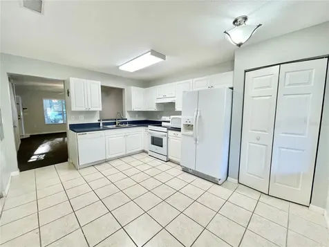 2348 SW 42nd Drive Gainesville FL 32607