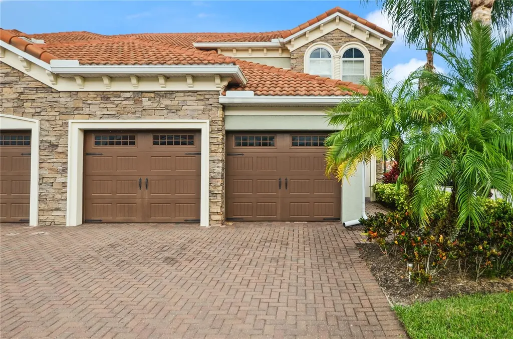8915 Della Scala Circle Orlando FL 32836