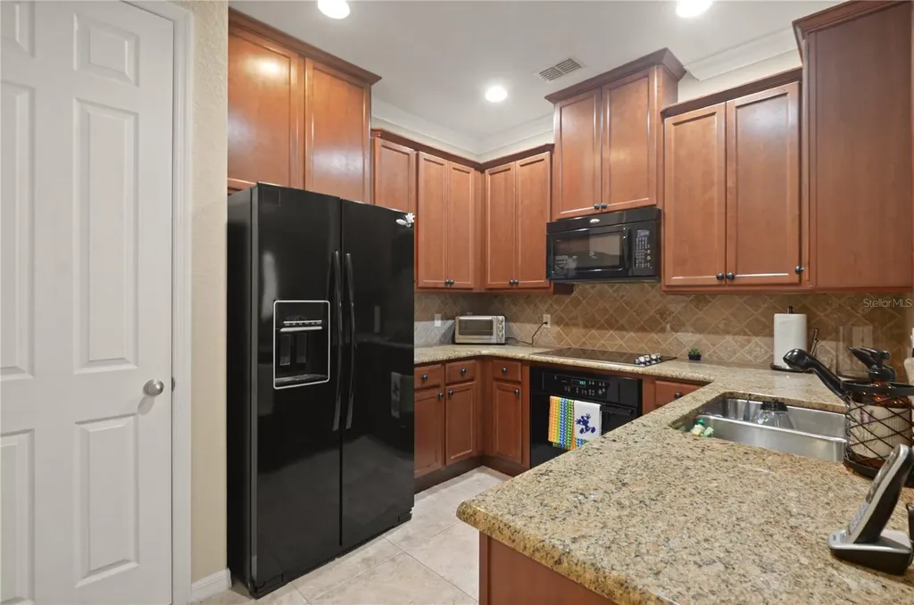8915 Della Scala Circle Orlando FL 32836