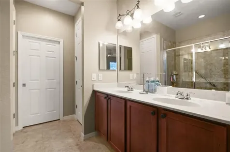 8915 Della Scala Circle Orlando FL 32836