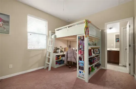 8915 Della Scala Circle Orlando FL 32836