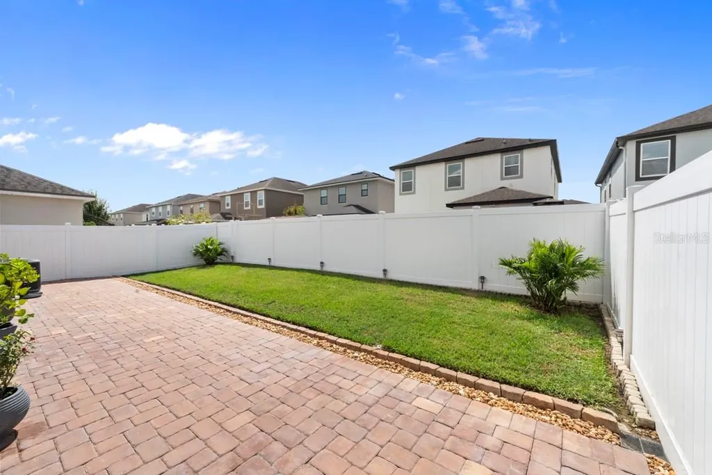 2542 Folio Way Kissimmee FL 34741