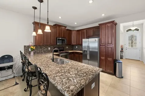 2542 Folio Way Kissimmee FL 34741