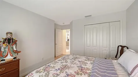 6734 W Country Club Lane Sarasota FL 34243
