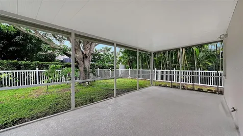 6734 W Country Club Lane Sarasota FL 34243