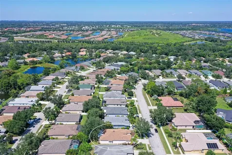 6734 W Country Club Lane Sarasota FL 34243