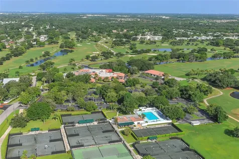 6734 W Country Club Lane Sarasota FL 34243