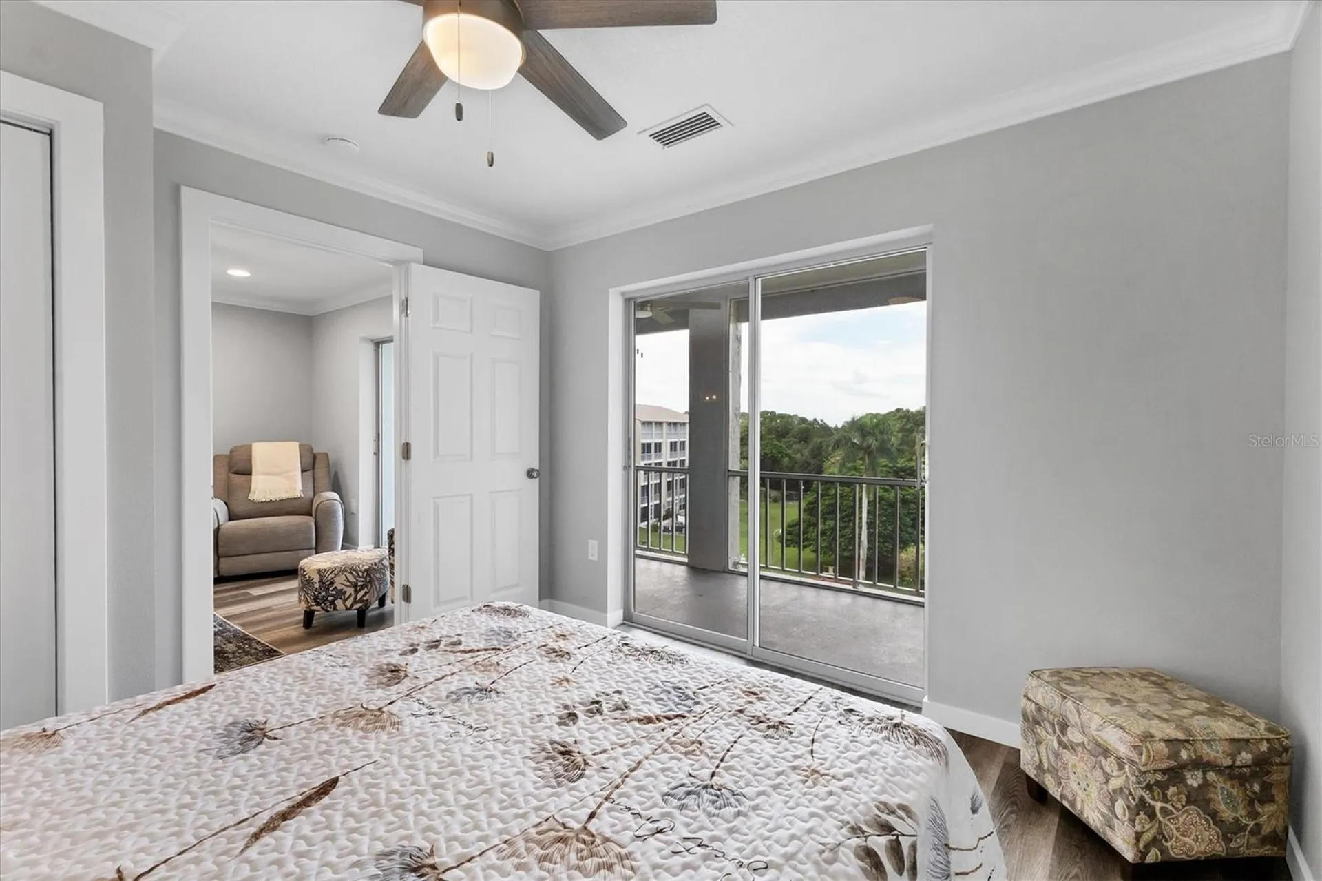 3661 Lake Bayshore Drive Bradenton FL 34205