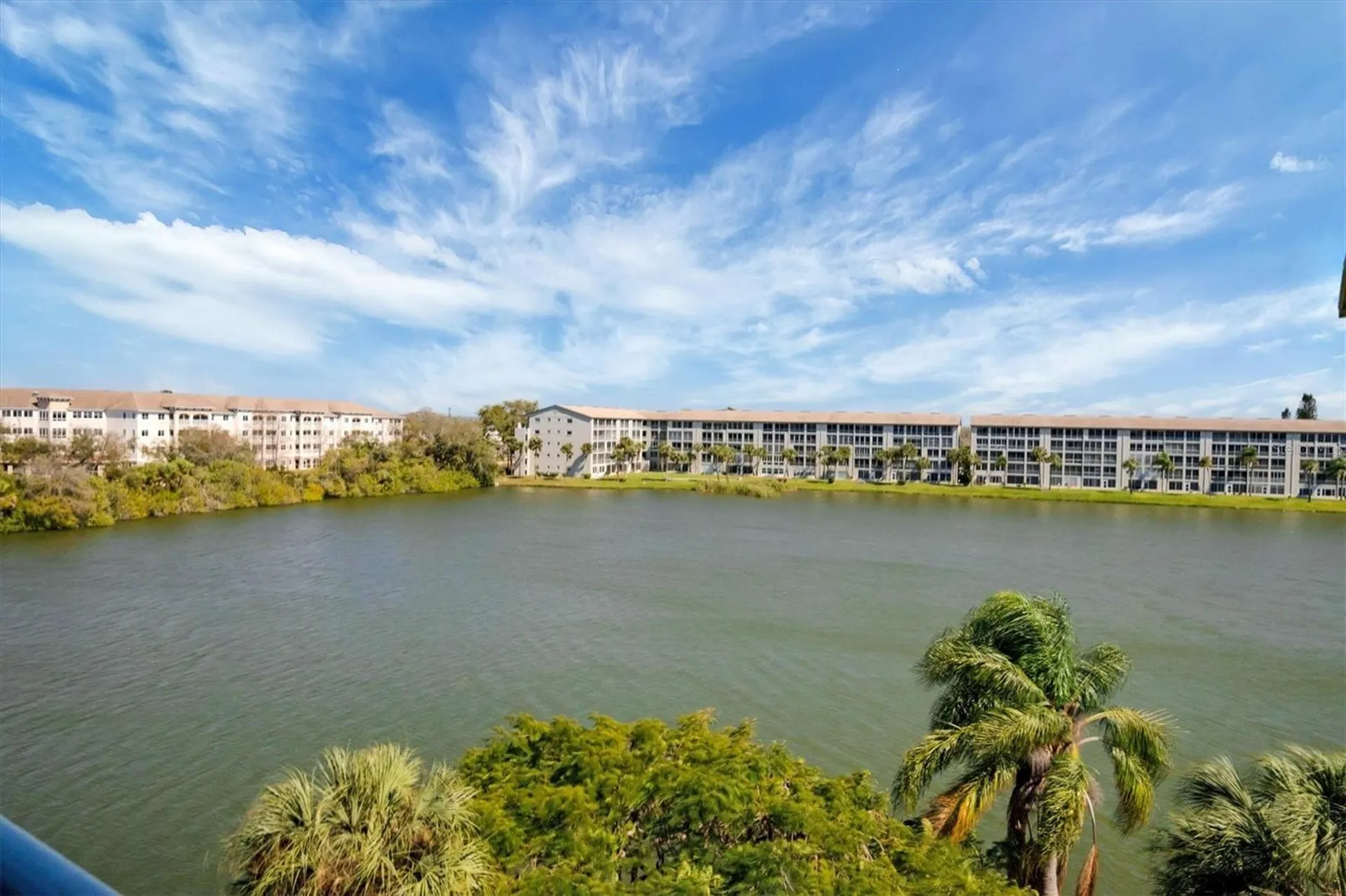3661 Lake Bayshore Drive Bradenton FL 34205